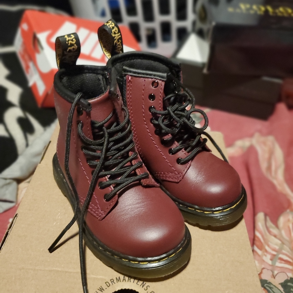 Dark red brand New boots